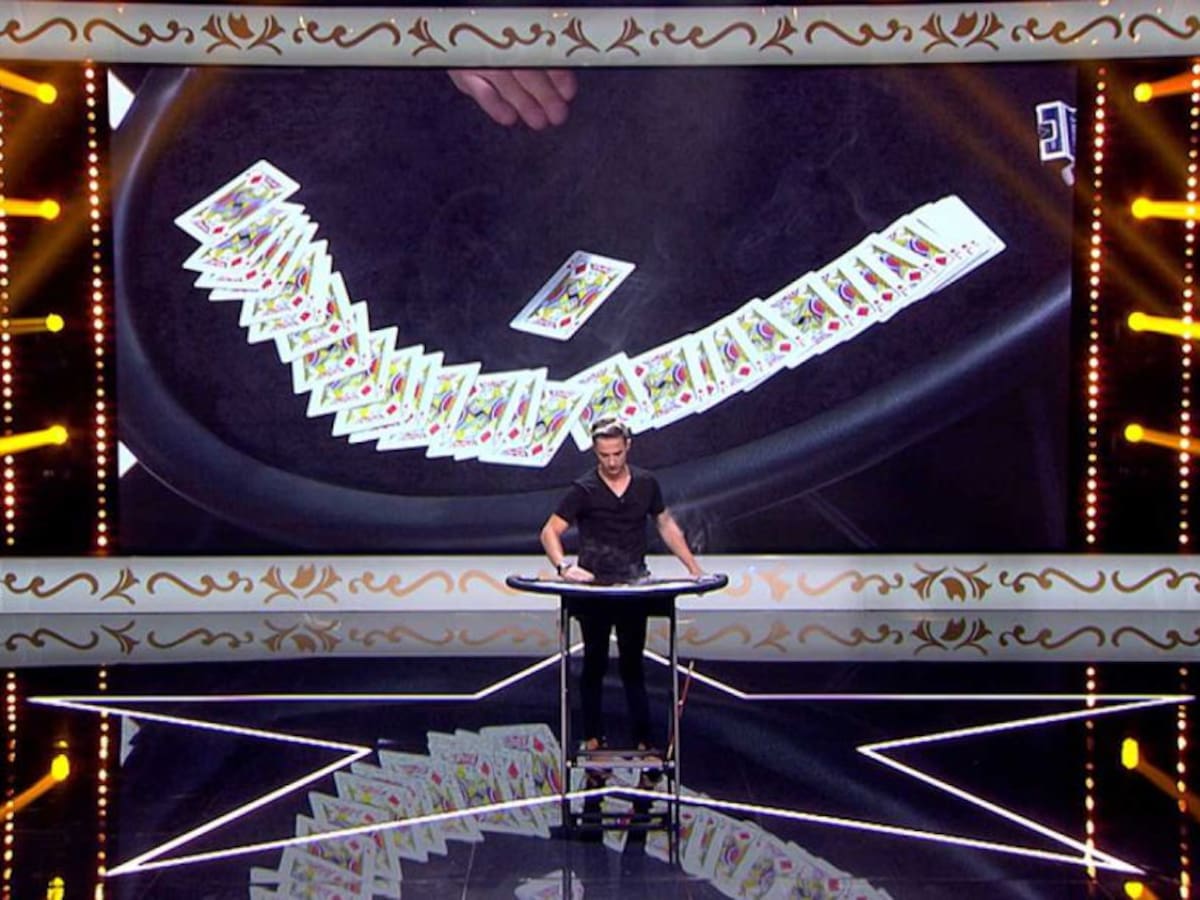 La magia del premio nacional Nuel Galán se adueña del Castillo de Fuentes de Valdepero