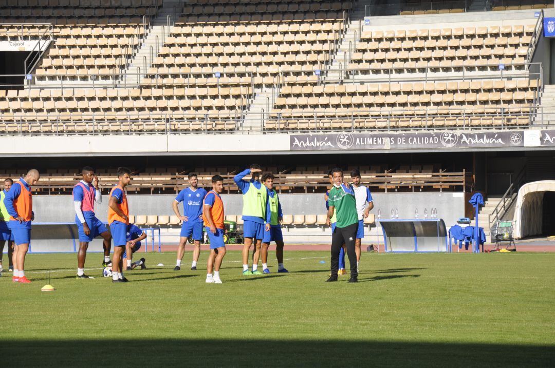 Entrenamiento del Xerez DFC en Chapín