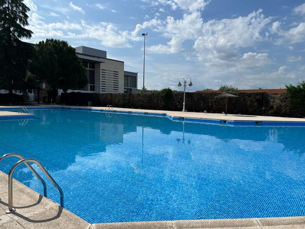 Piscina municipal La Alameda de Talavera de la Reina. Foto: Ariadna Burgos.