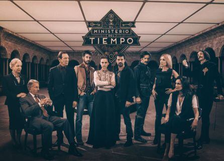 Parte del reparto de la serie &#039;El Ministerio del Tiempo&#039;