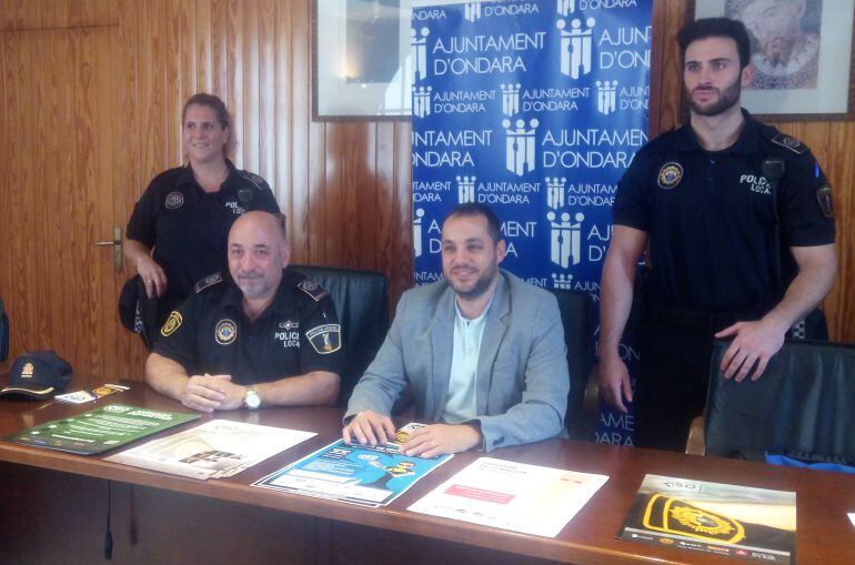 Presentación del programa de actos para conmemorar el 50 aniversario de la Policía Local de Ondara.