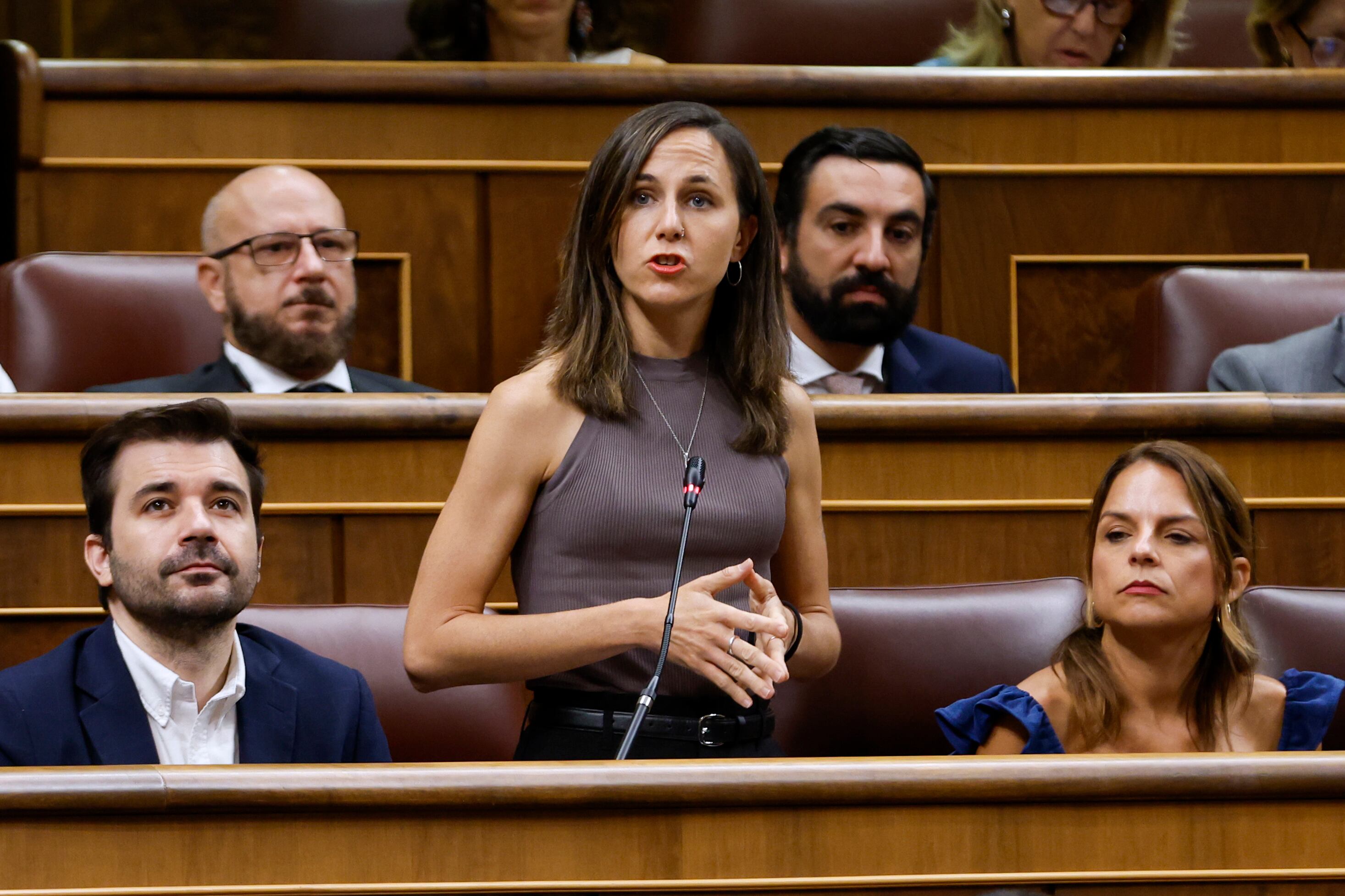 La diputada de Podemos Ione Belarra, durante la sesión de control celebrada en el Congreso de los Diputados. 