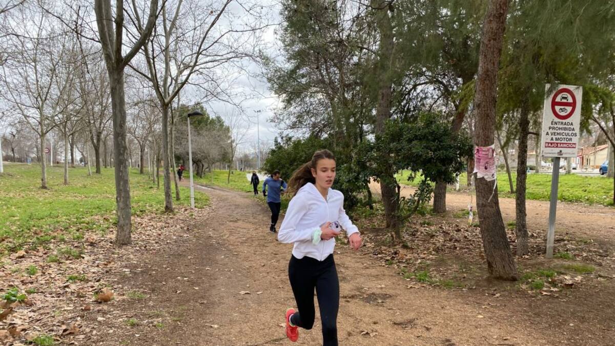 Eugenio Martínez y Lucía Franco ganan el 55 Cross del Chorizo de Puertollano, el primero semivirtual