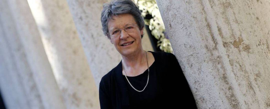 JOCELYN BELL