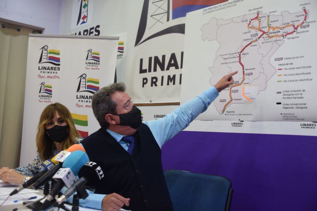 Rueda de prensa de Linares Primero.