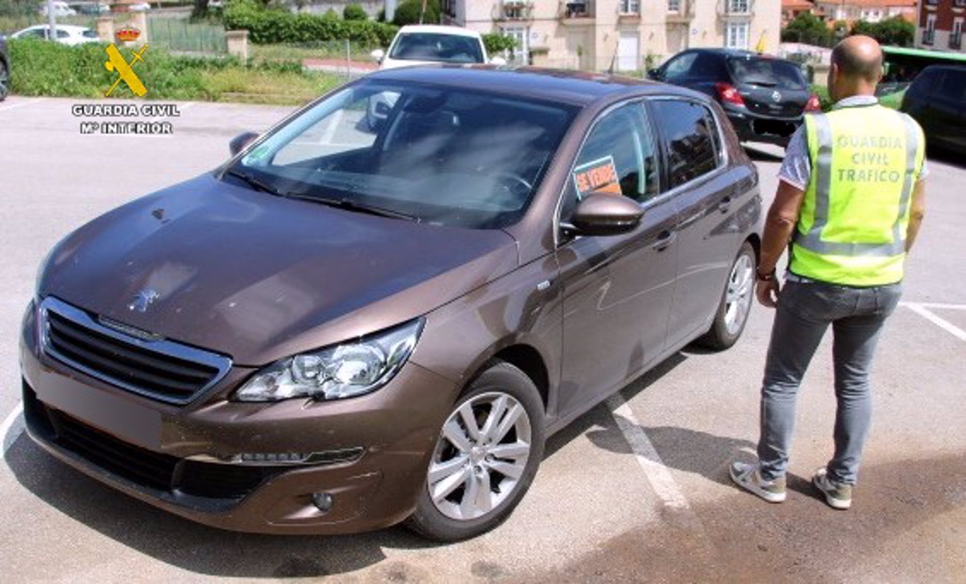 Vehículo comprado por un vecino de Reinosa y que resultó que había sido robado meses antes. GUARDIA CIVIL