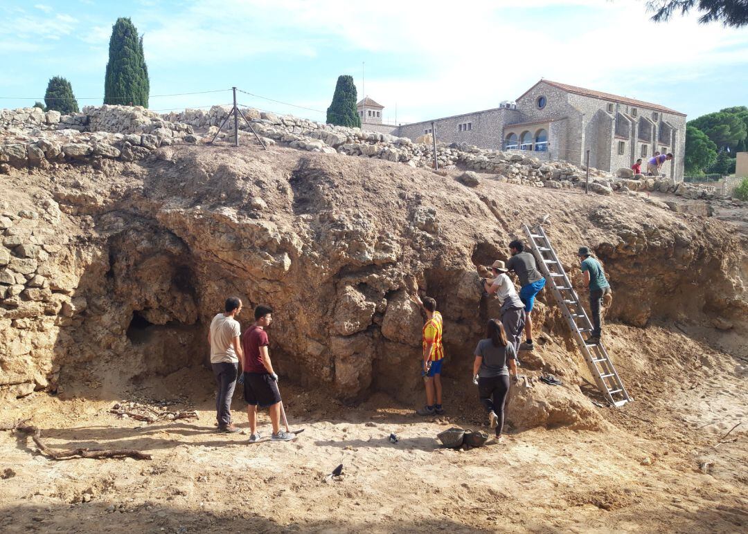 La façana portuària de la ciutat grega d&#039;Empúries que s&#039;ha posat al descobert durant unes noves excavacions