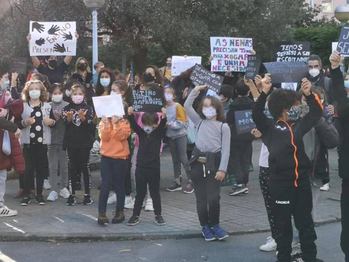 Madres, padres y alumnos del colegio Ramón de la Sagra demandan más profesorado