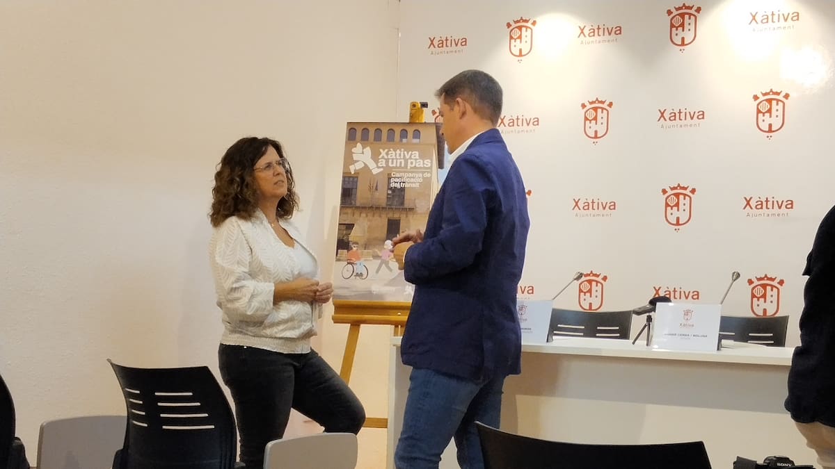 Presentación del plan "A un pas"