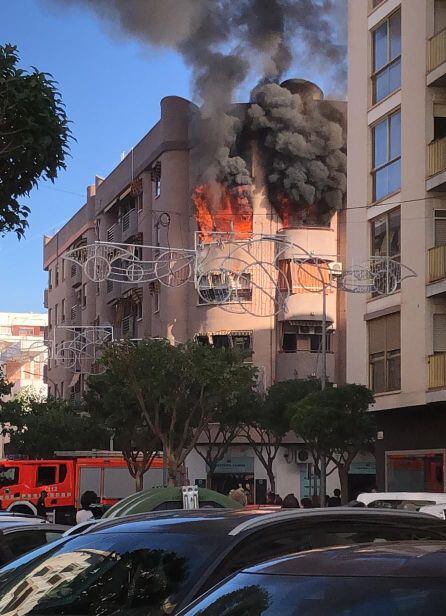 Incendio en una vivienda de Gandia