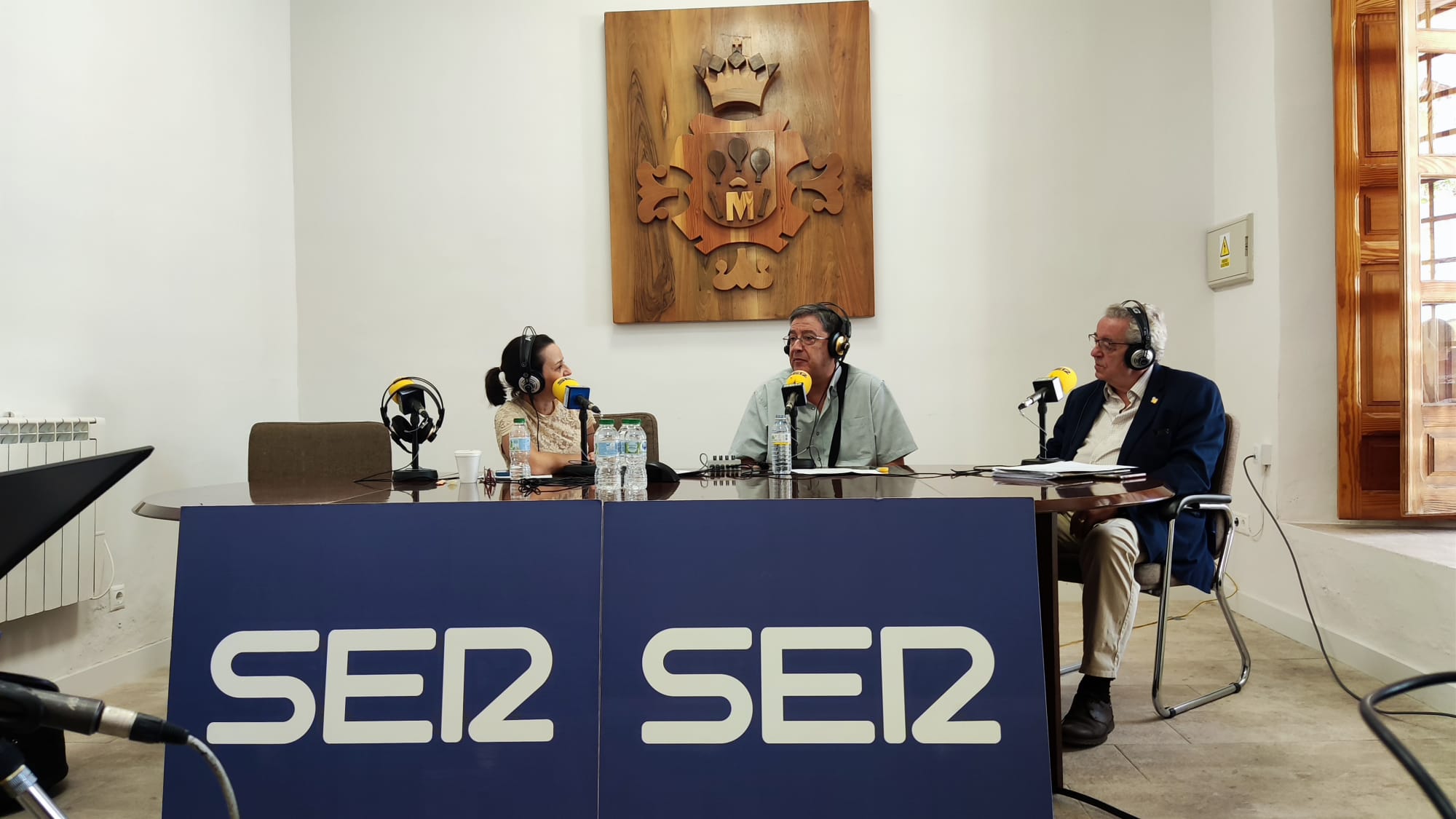 Mireia Morollón, Antonio Bermúdez y Candi Sevilla durante el programa