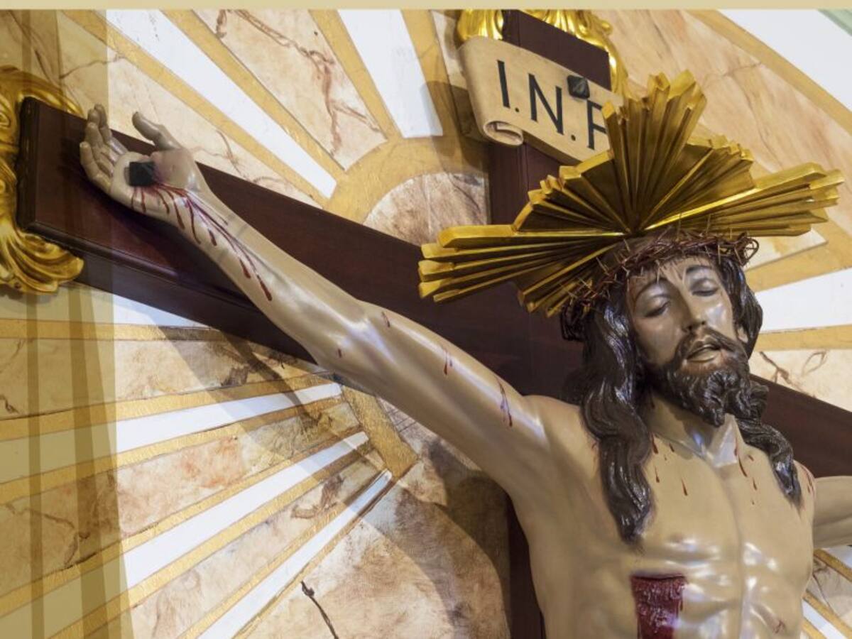 Petrer guarda al Cristo del Monte Calvario