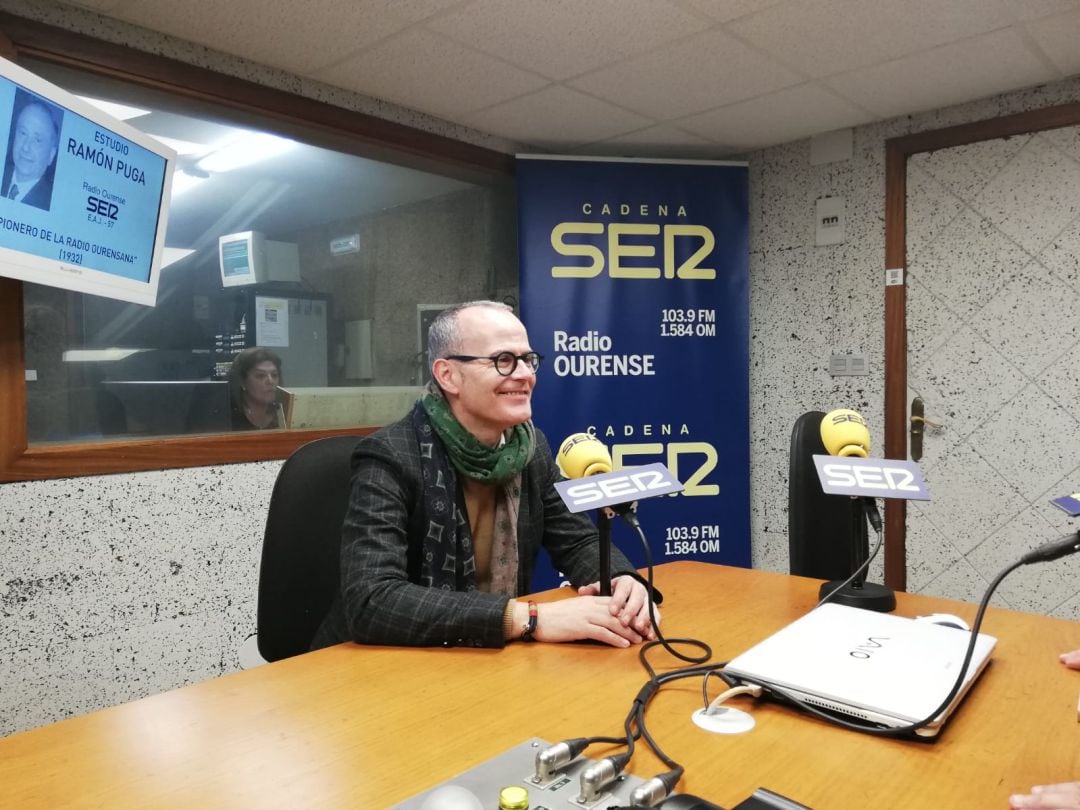 El alcalde de Ourense en el estudio Ramón Puga de Radio Ourense- Cadena SER