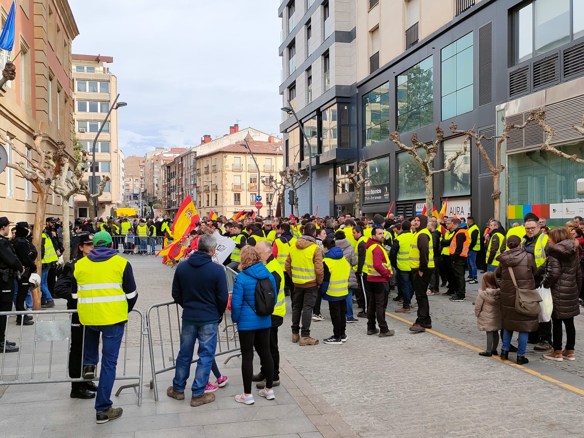 Manifestaciones espontáneas de agricultores