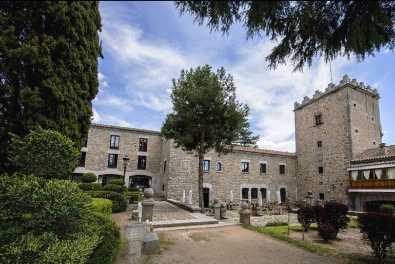 Vista de los jardines del Parador de Ávila