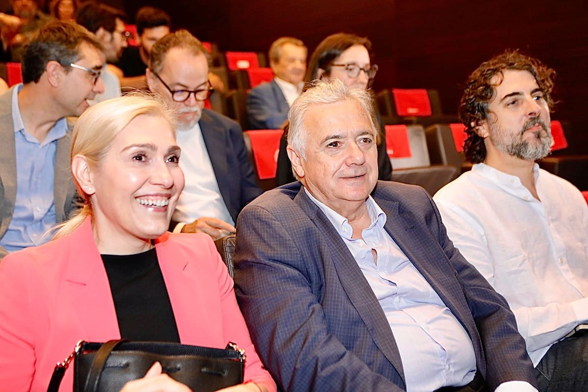 Foro con el candidato a la presidencia de la Junta de Por Andalucía, Antonio Maillo, celebrado en la Cámara de Comercio de Sevilla