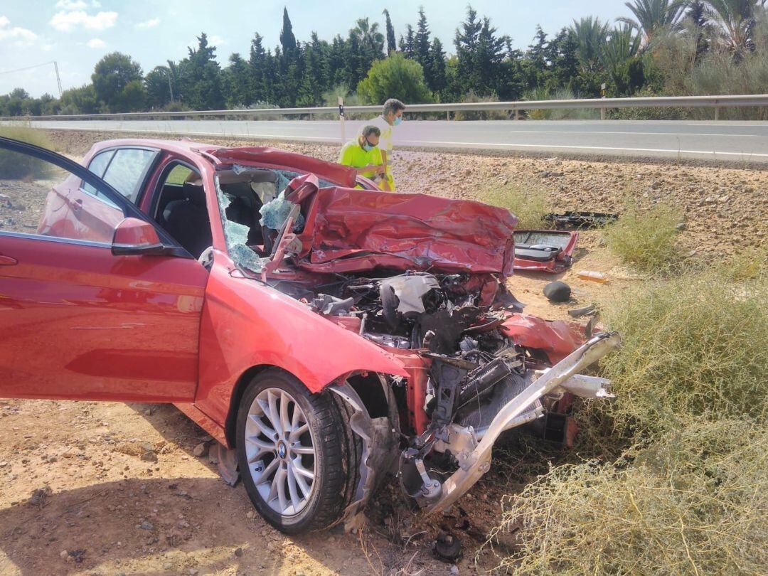 Imagen de un coche siniestrado en accidente