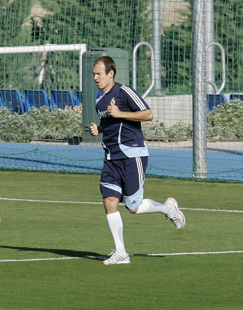 El ex jugador del Chelsea recupera su forma física en Valdebebas tras dos semanas de jercicios en el gimnasio