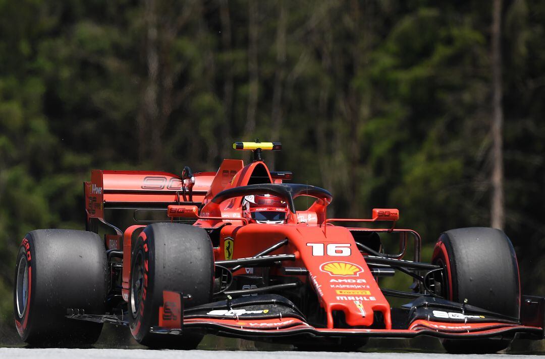 Charles Leclerc en el circuito de Austria