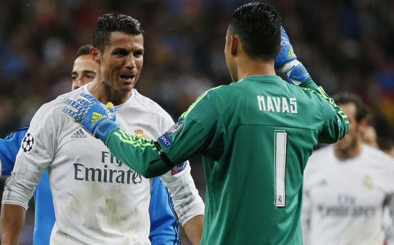 Cristiano Ronaldo celebra con Cristiano Ronaldo el pase a semifinales 