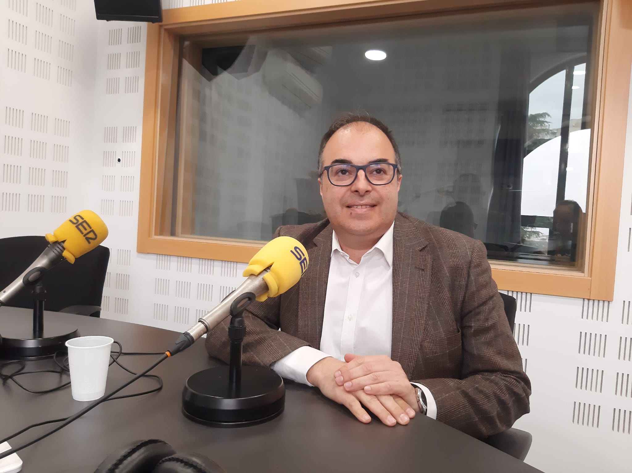 El alcalde de Leganés, Santiago Llorente, en los estudios de SER Madrid Sur