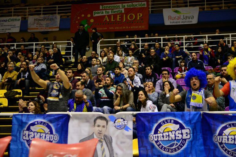 Gran victoria del Club Ourense Baloncesto, en la cancha del Valladolid, por 81 a 93. Novena victoria en la liga y tercera consecutiva del equipo de Gonzalo García