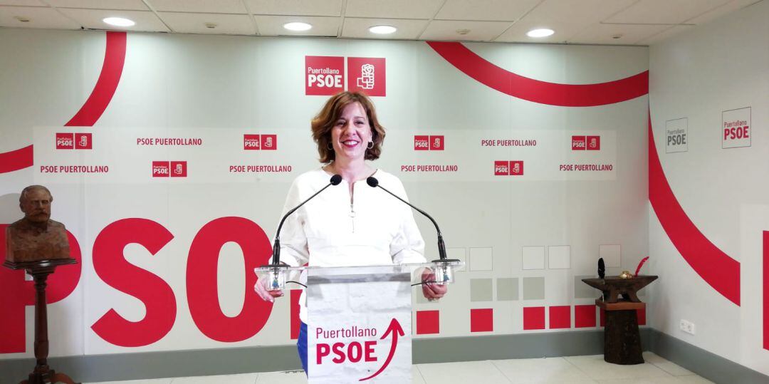 Blanca Fernández, en la sede del PSOE en Puertollano