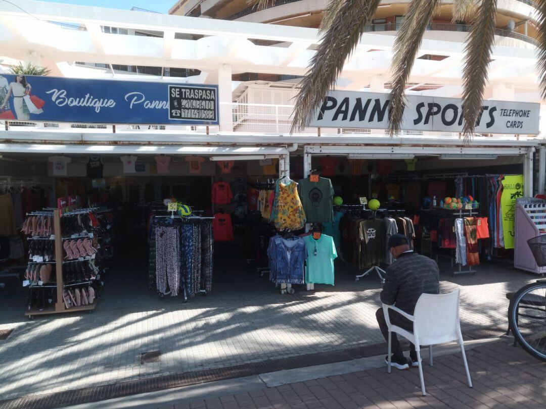 Tiendas en la Playa de Palma.