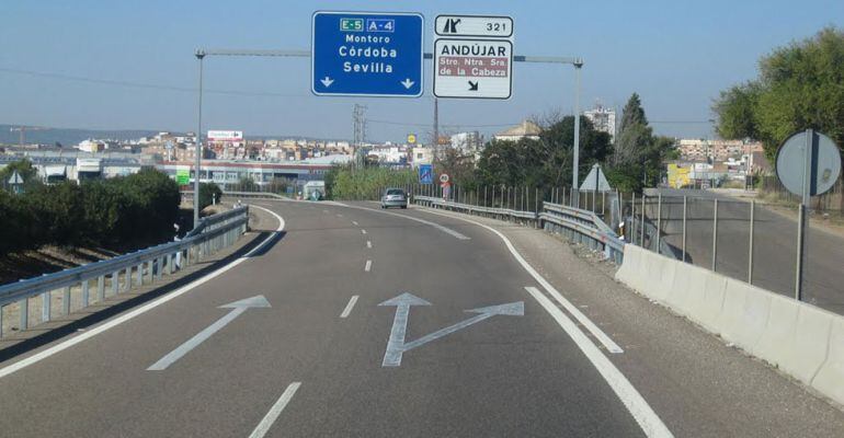 La Autovía A-4 a su paso por Andújar, a solo 10 kilómetros del lugar del accidente.