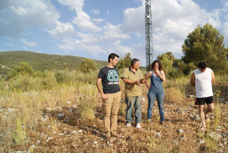 Jaén en Común visitó a los vecinos de Los Bermejales en la capital jiennense.