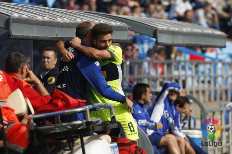 Pelayo le dedicó al doctor Quesada su primer gol en La Romareda