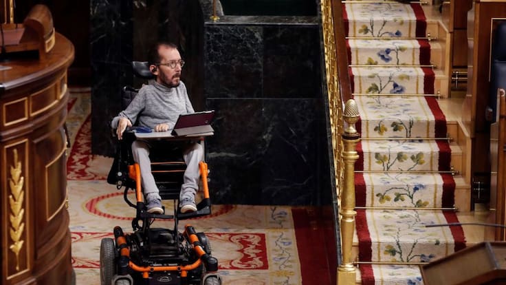 Echenique insta al Gobierno va a poner "todas las facilidades de forma sincera y generosa" para que el PP "no tenga excusas para no sentarse a la mesa"