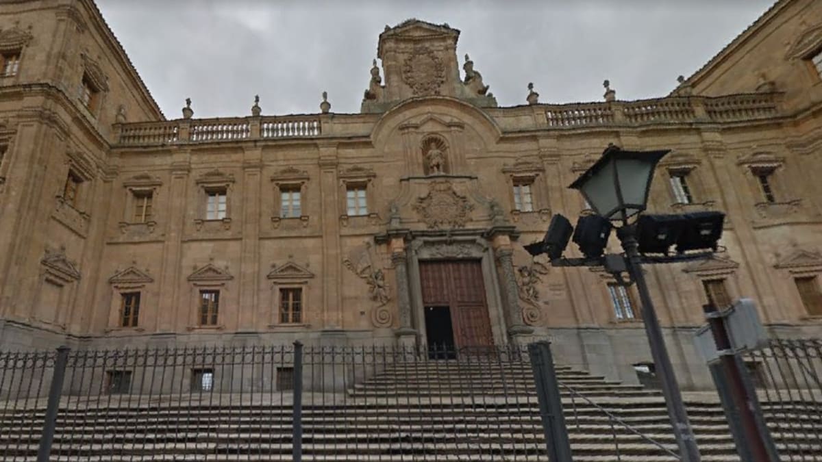 La diócesis de Salamanca responderá con un comunicado a las grabaciones del obispo Carlos López