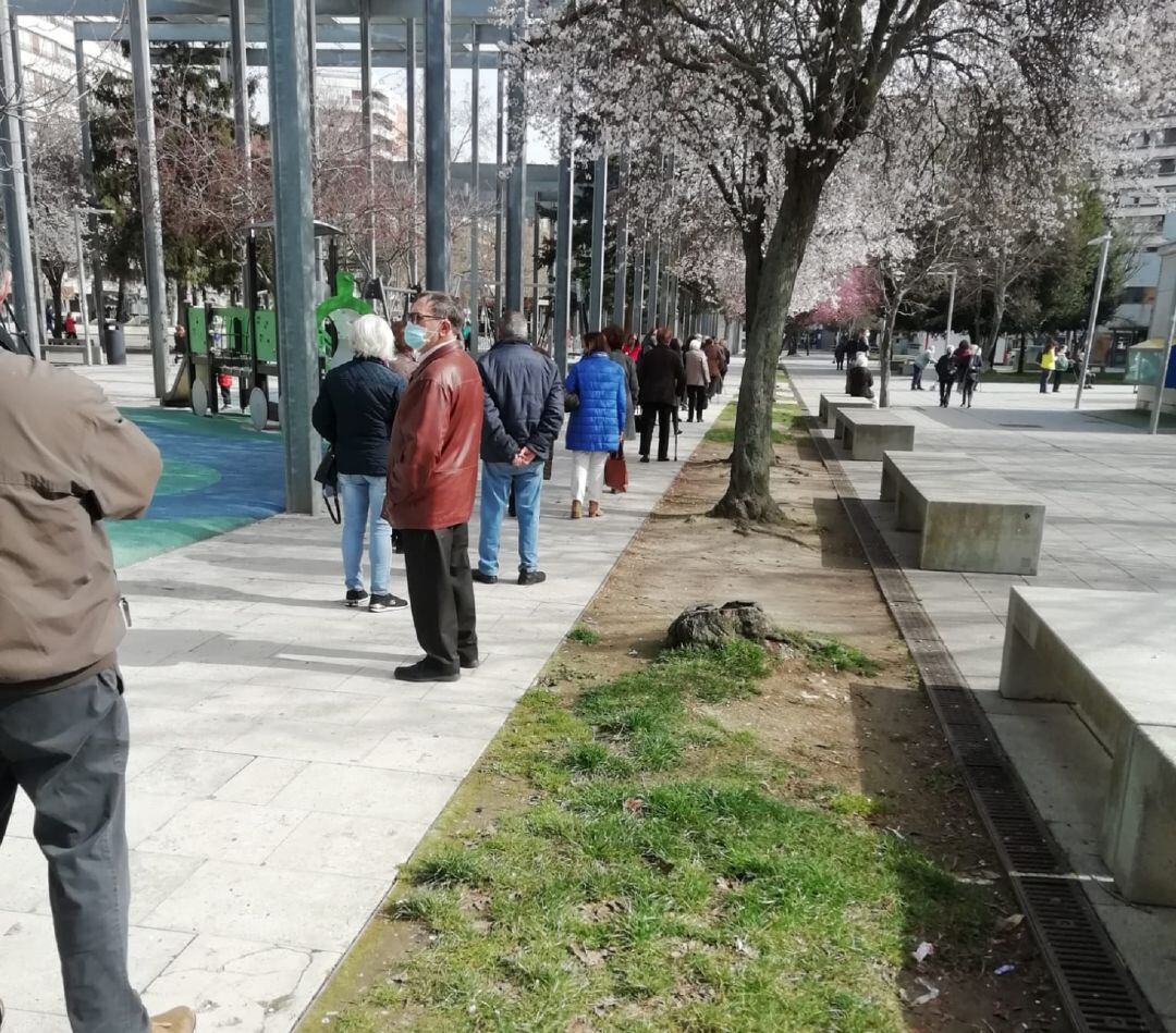 A lo largo de la mañana las largas colas han sido una constante