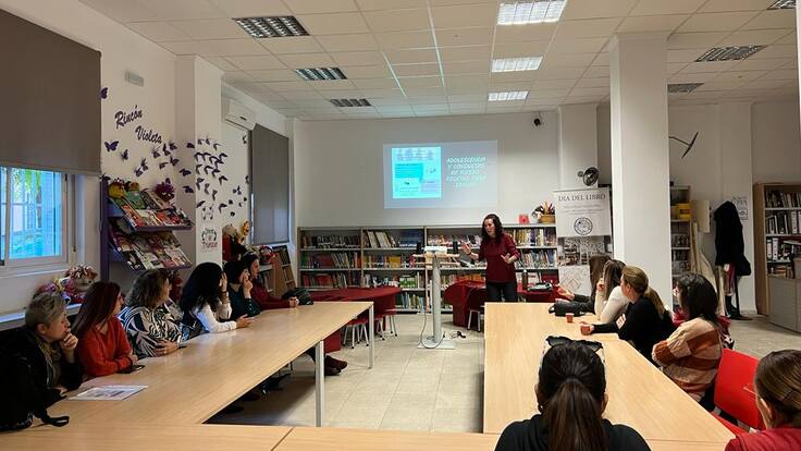 ‘Adolescencia y Conductas de Riesgo – Recetas para Educar’, taller gratuito para familias en Jódar