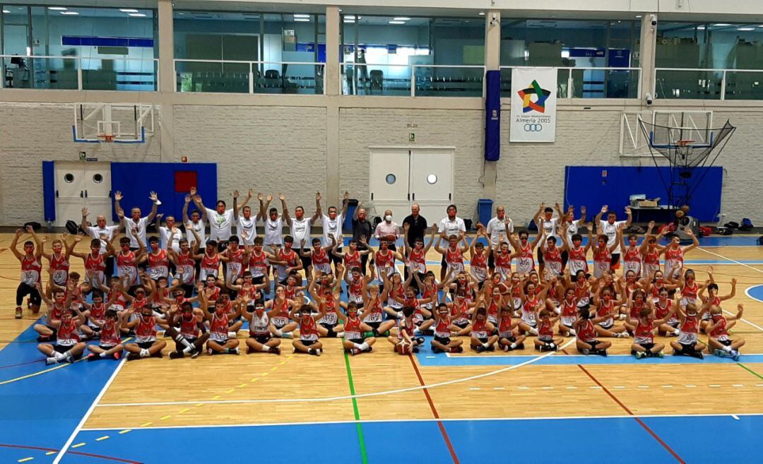 La fiesta del baloncesto en el Moisés Ruiz.