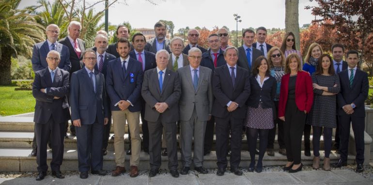 Foto de familia durante el acto de celebración de los 85 años de vida de Seguros Soliss y la Mutua Solimat 