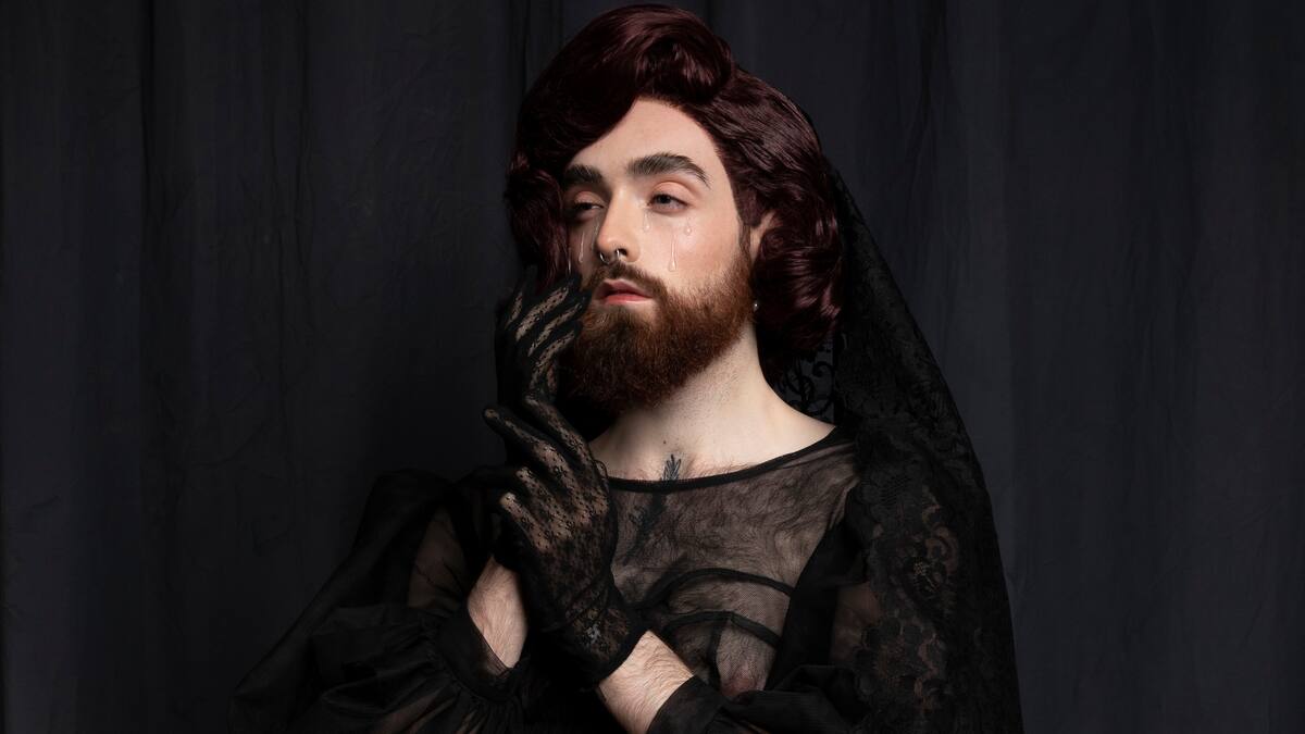 Álvaro Sola presenta 'Amanecer' en la SER