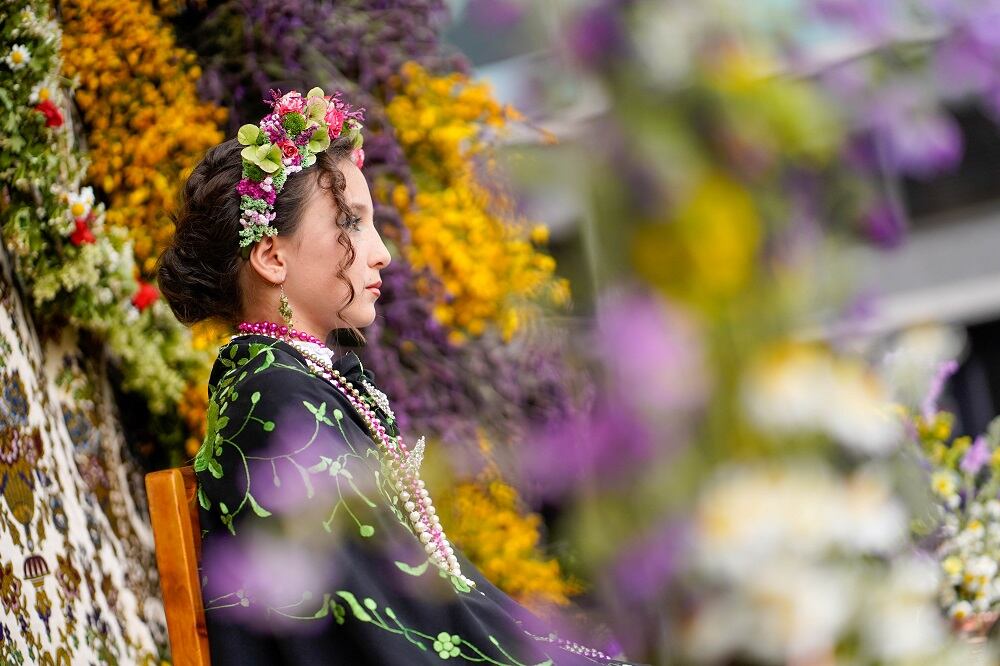 Una de las mayas participantes en la Fiesta de la Maya de Colmenar Viejo