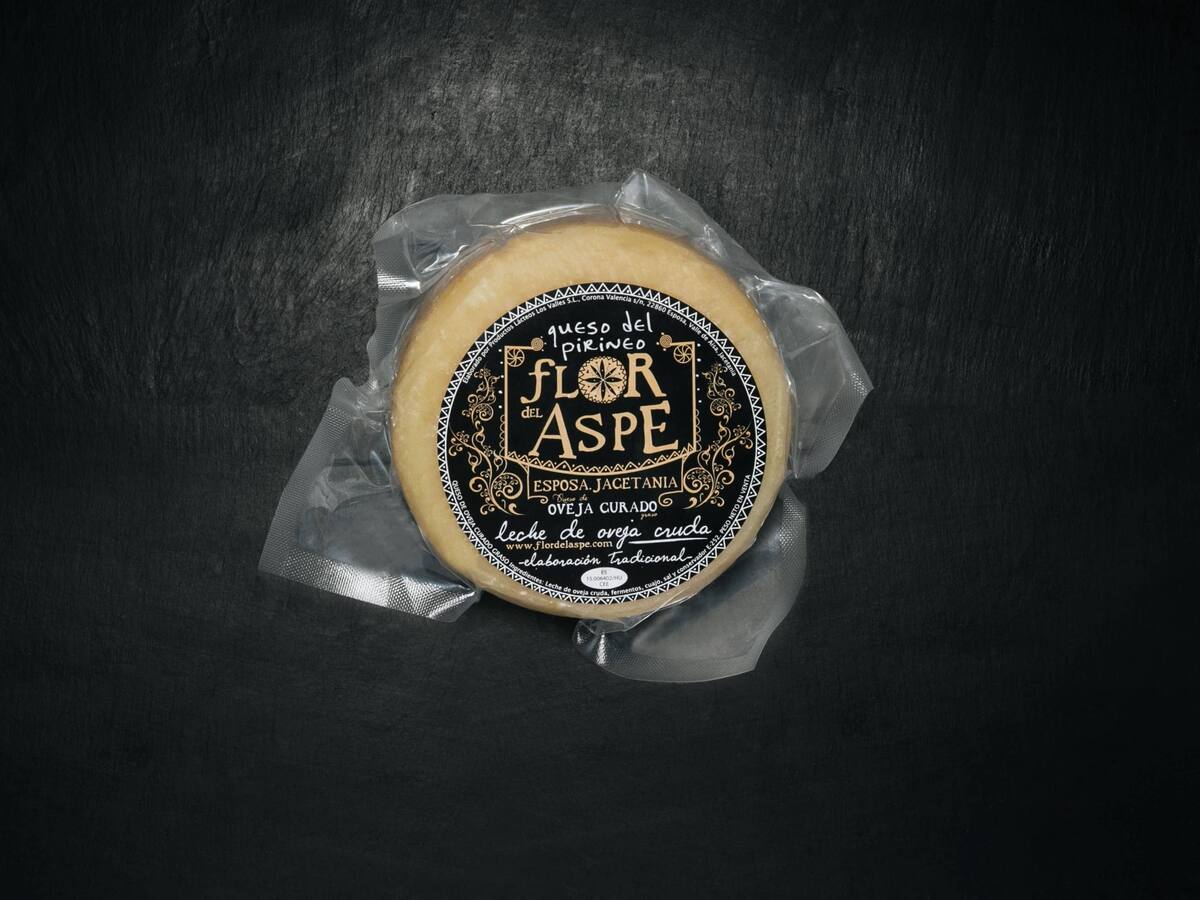 Quesos Flor de Aspe cumple casi dos décadas de trayectoria en el corazón del pirineo