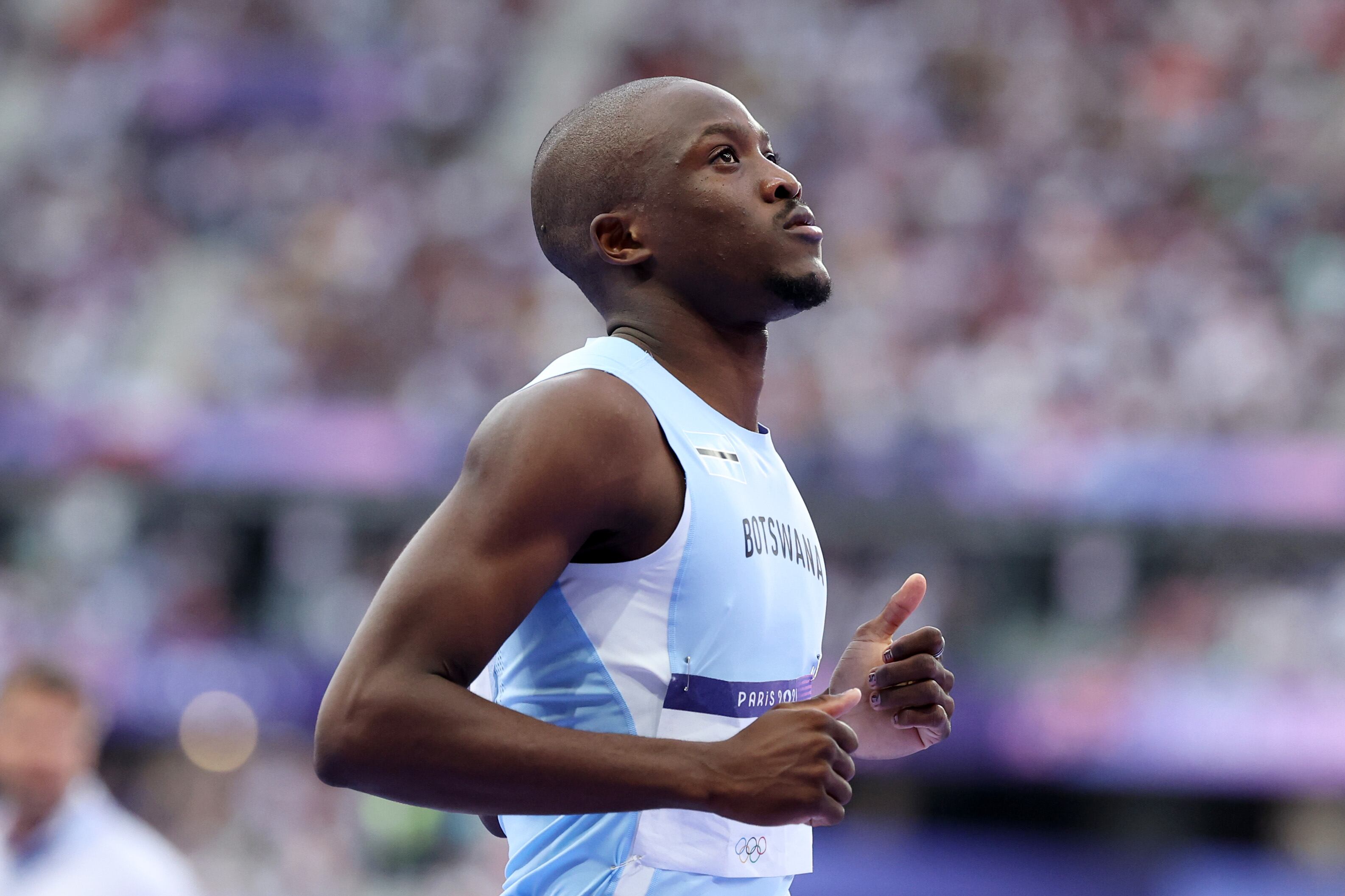 Letsile Tebogo, campeón olímpico de 200 metros