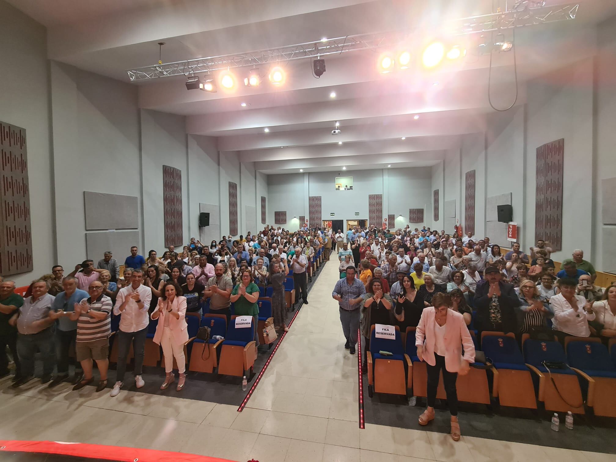 Acto de presentanción de candidatura del PSOE de Navalcán.