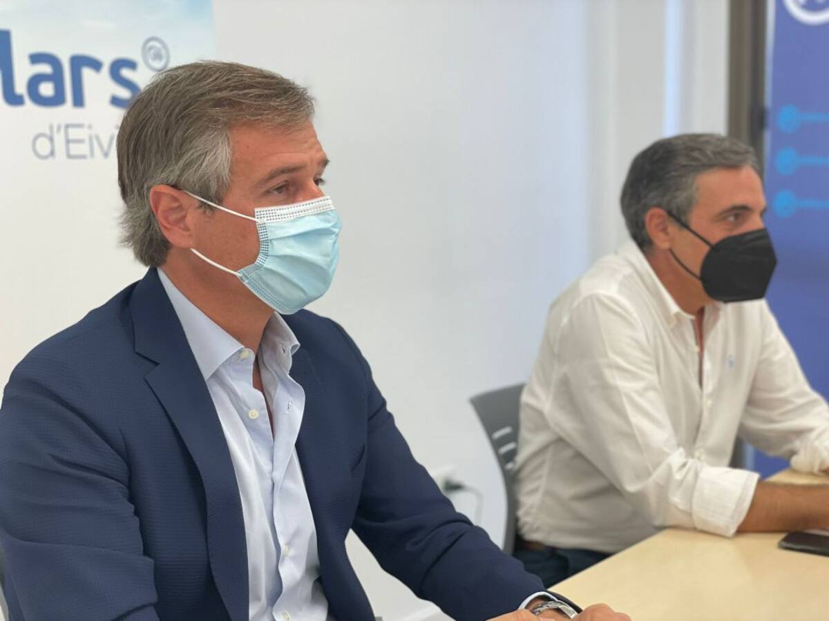 González Terol exige a Sánchez y Armengol que aceleren la vacunación para no perder la temporada turística