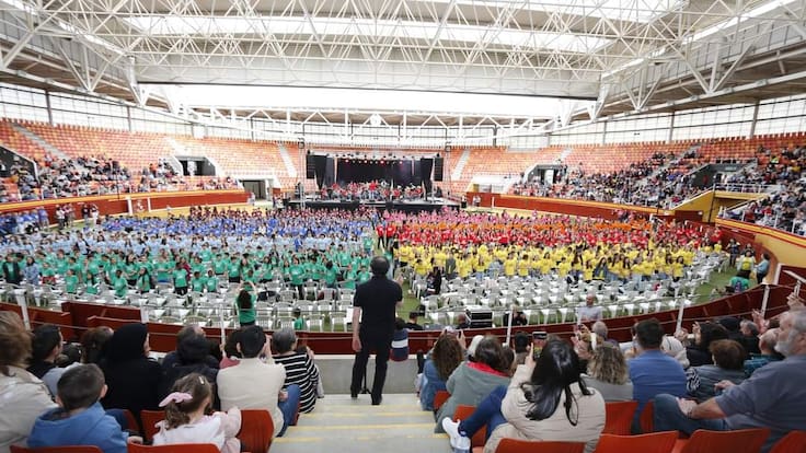 'Illescas canta' por la paz con más de 1300 voces escolares (09/04/2025)