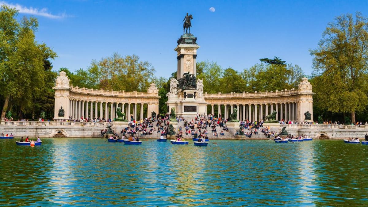 Cursos gratuitos de piragüismo en El Retiro