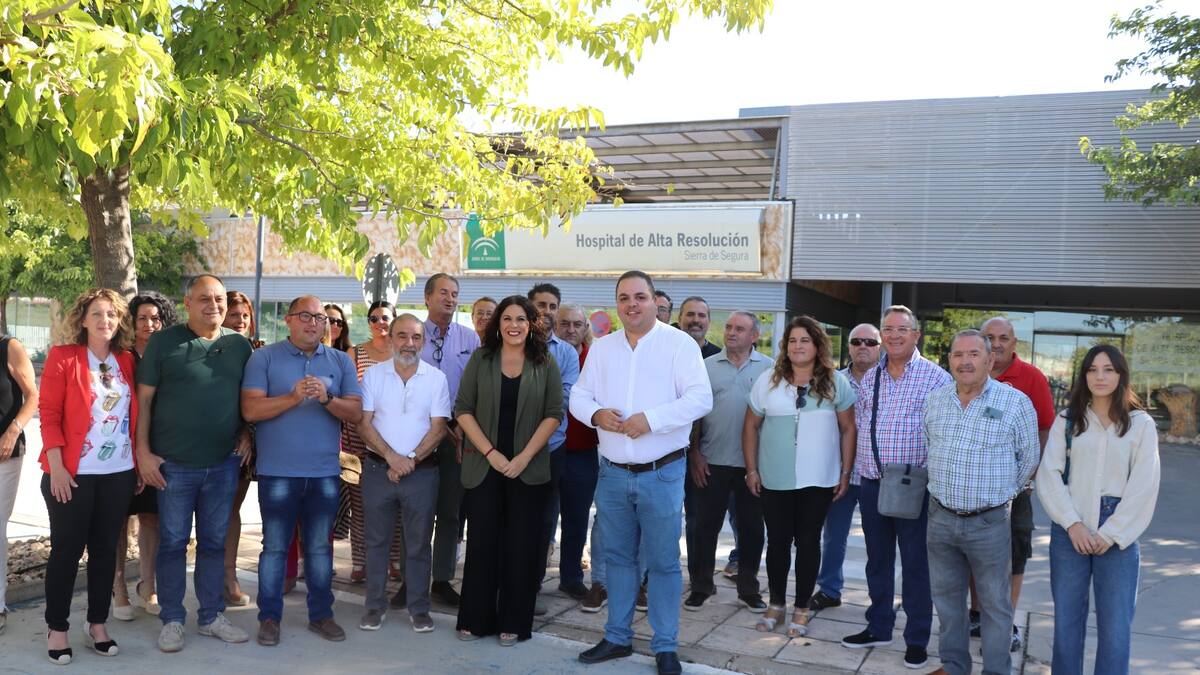 El PSOE denuncia un "ataque brutal" de Juanma Moreno al Hospital de la Sierra de Segura