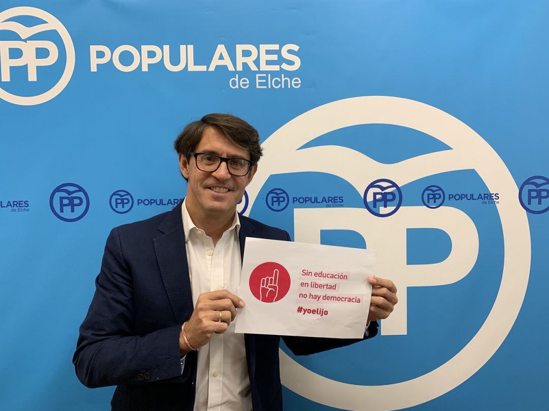 El diputado autonómico, Juan de Dios Navarro