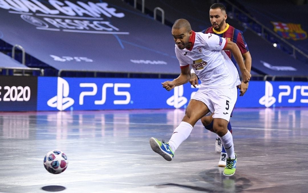 Leo Santana en el momento previo a su gol