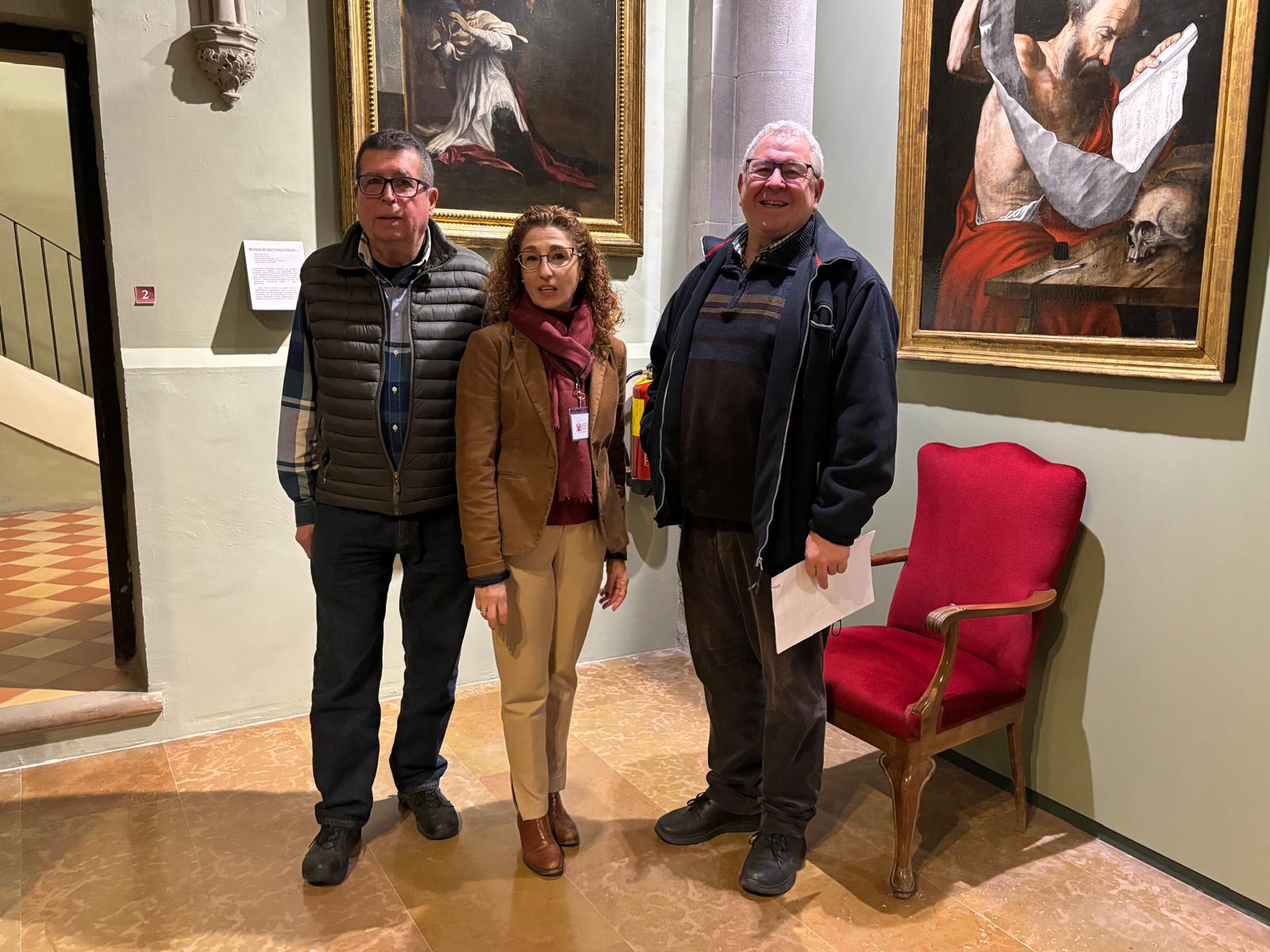 Blas Mata, Susana Villacampa y José Ignacio Martínez, en el Museo Diocesano de Huesca, que cumple 75 años