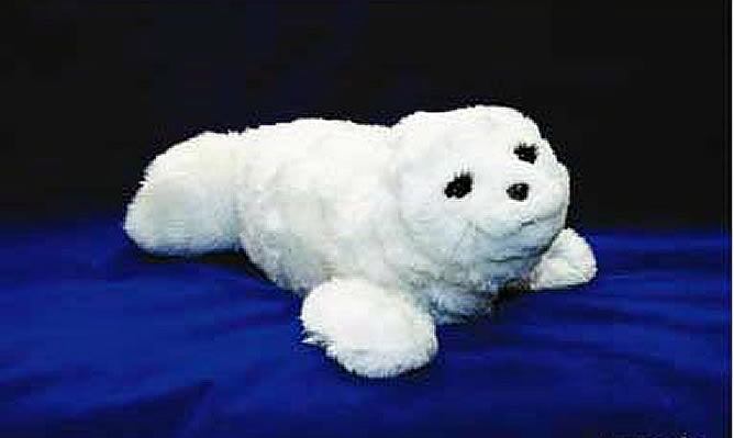 Una imagen de Paro, una un robot foca que mide 57 centímetros y pesa 2,7 kilos